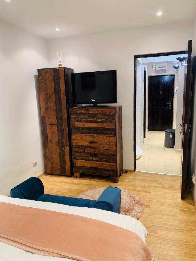 Confort View Apartment Iasi - 3 Rooms-Like Home エクステリア 写真