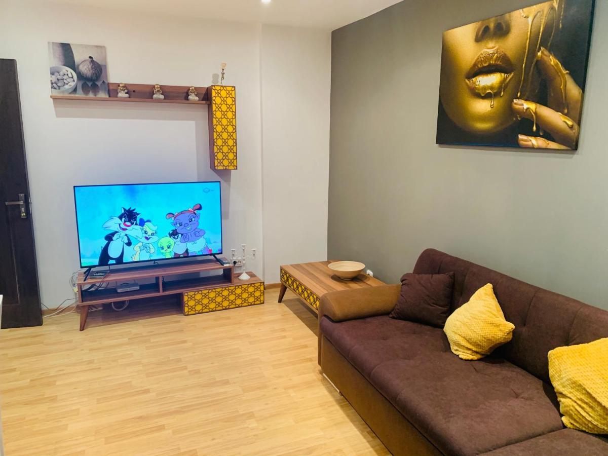 Confort View Apartment Iasi - 3 Rooms-Like Home エクステリア 写真