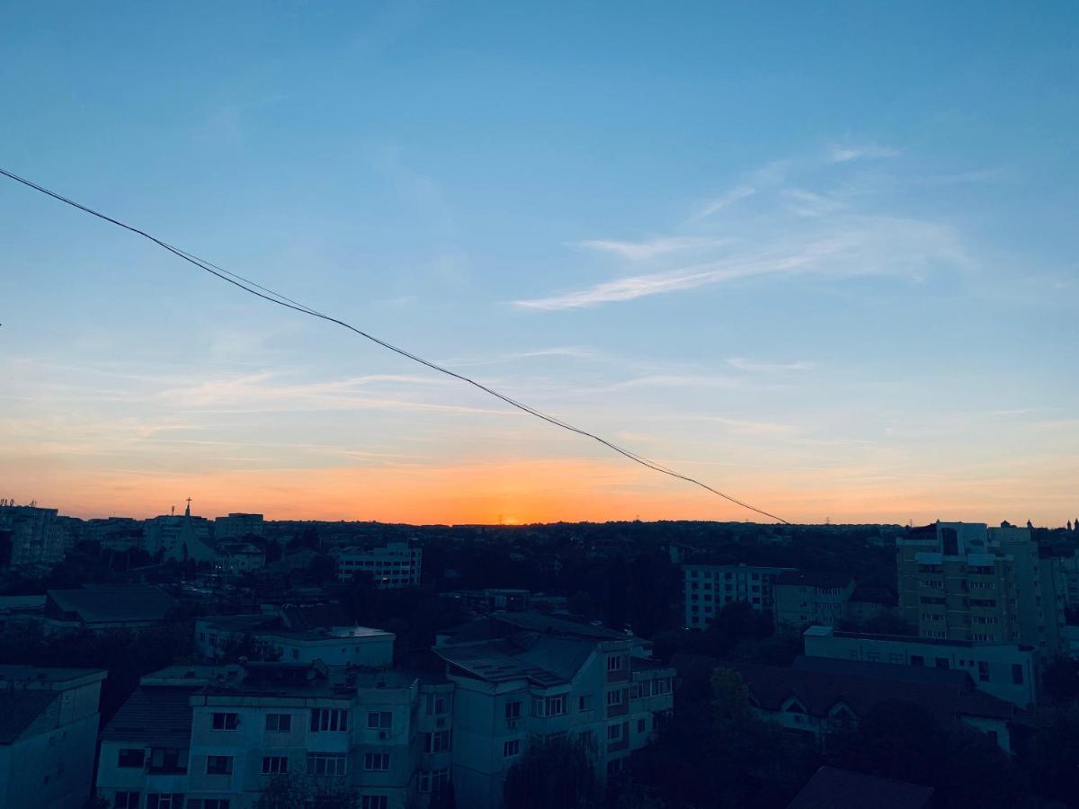 Confort View Apartment Iasi - 3 Rooms-Like Home エクステリア 写真